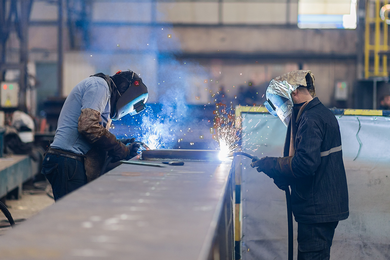 Manufacturing Pay, Job Prospects Increase With Industry "Credential"